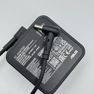 ASUS 65w VivoBook S1704ZA F1704VA 4.5*3.0mm Laptop Charger
